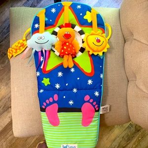 Taf Toys activity center